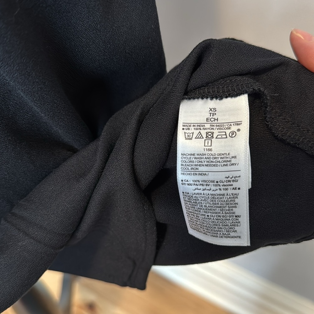 NWT Button-down Crepe Black Mini Dress - Picture 5 of 5
